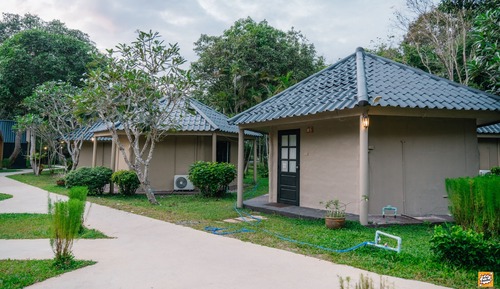 Garden View Chalet