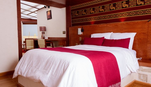 Habitación superior, 1 cama de matrimonio, vistas a la montaña