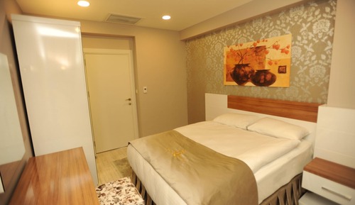 Apartamento de lujo, 3 habitaciones, vistas al mar