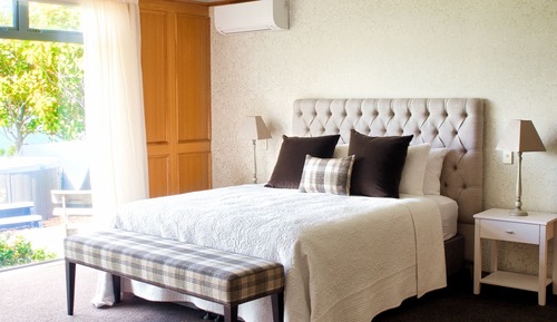 Estudio de lujo, 1 cama de matrimonio grande, bañera de hidromasaje, vistas al lago