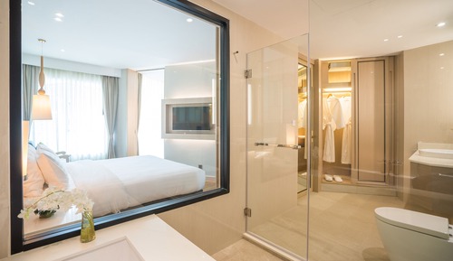 Suite, vistas al jardín (AVANI)