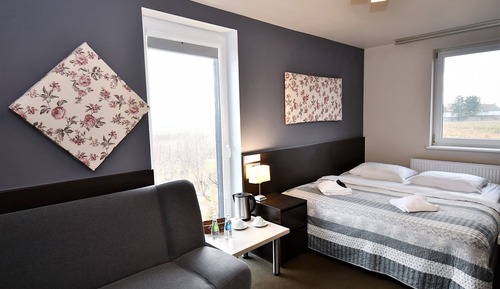 Habitación con 1 cama doble o 2 individuales, baño privado