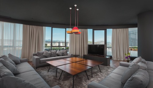 Suite (Penthouse)