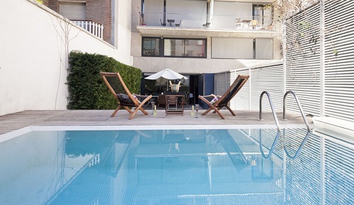 Dúplex Business, 3 habitaciones, piscina privada, planta baja