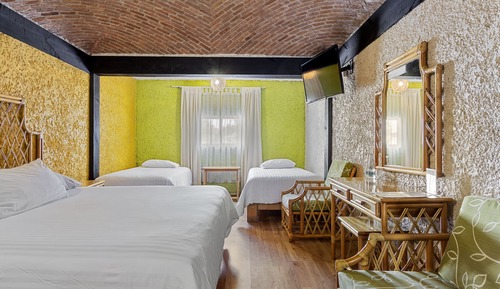 Habitación cuádruple estándar