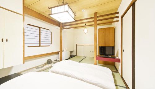 Japanese-Style Room
