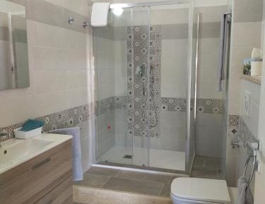 Double Room with Private External Bathroom