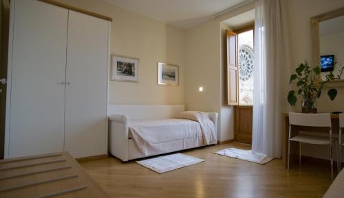 Triple Room with Balcony