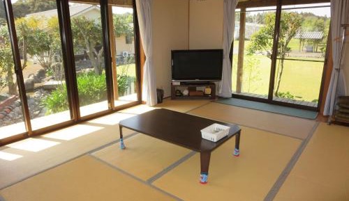 Japanese-Style Room with Shared Bathroom