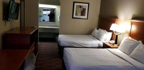 Double Room with Two Double Beds - Mobility Access/Non-Smoking
