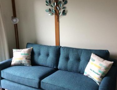 Deluxe Queen Suite