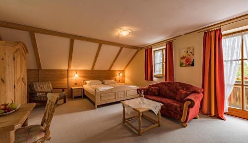 Double Room with Private Bathroom