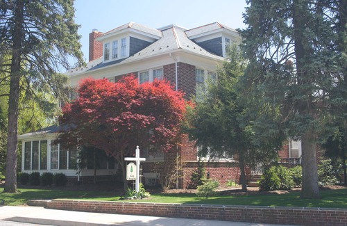 Red Lion Hotel | Red Lion Bed & Breakfast