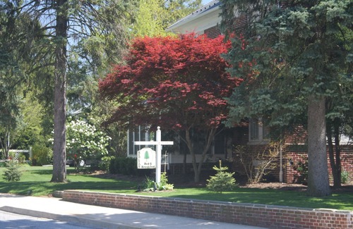 Red Lion Hotel | Red Lion Bed & Breakfast