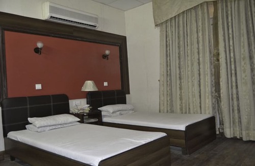 Faisalabad Hotel | Sandal Bar Hotel