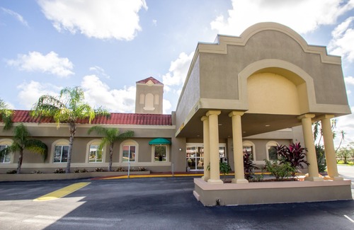 Titusville Hotel | Quality Inn Kennedy Space Center