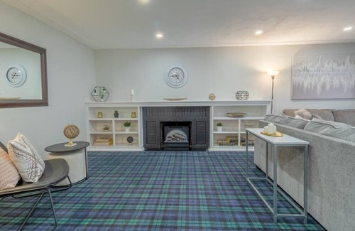 Cambridge Casa | The Grand River Getaway