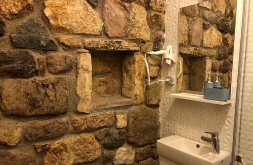Ayvacik Casa | Hotel Room Close to Assos Ancient City in Ayvacik