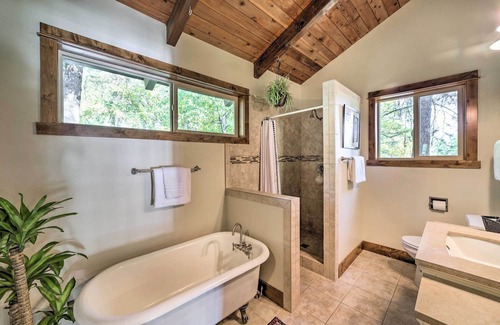 Whitefish Casa | Five star luxurious cabin with top of the line amenities.
