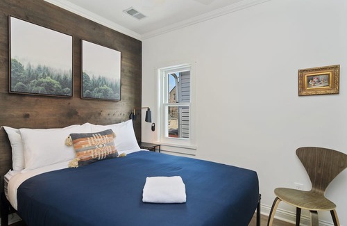 Pilsen Apartamento | Soothing on Shelby - You Will Love This Cozy Apartment in the Heart of Pilsen by RedAwning