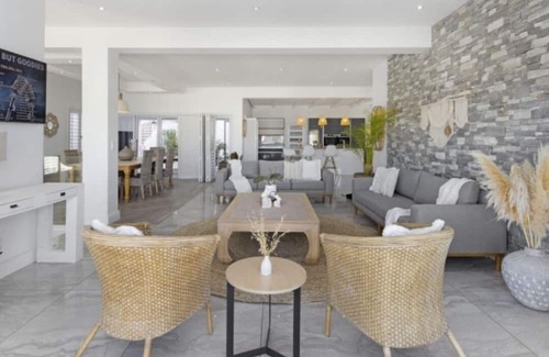 Bloubergstrand Casa | Beach Home with Panoramic Ocean and Table Mountain views in Cape Town