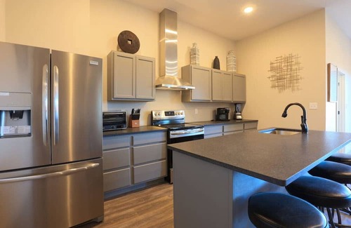 Chalet Village North Cabina | Skinny-Dippin - Indoor Heated Pool, Dog Friendly