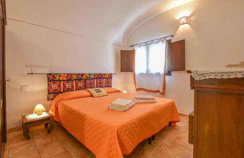 Kamma Casa | Beautiful stone house on the volcanic island of Pantelleria.