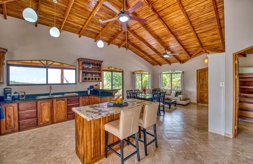 Sámara Casa | Beautiful House with breathtaking sunsets ocean, bay and Mountain View !