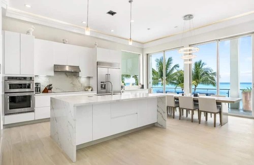 Nassau Casa | Perfect Getaway! Luxurious Modern Oceanfront Villa w/Pool + More @ Nassau