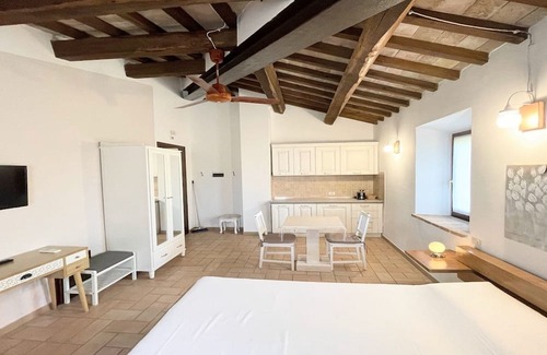Limiti Villa | Slps 11. Private Pool and Garden - Italian Villa Between Tuscany and Umbria