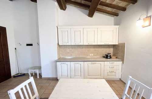 Limiti Villa | Spello By The Pool - Sleeps 11 - Fabulous Villa + Pool. All Exclusively Yours