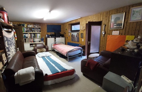 Erkelenz Cabaña | Room in Guest Room - Private Room in Country House, Erkelenz