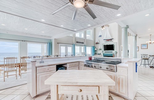 Morgantown Casa | Beachfront - Dogs OK - Pools and Tennis/Pickleball