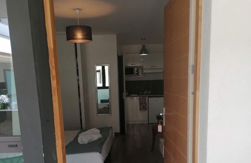 Eguilles Apartamento | 🌴Pleasant apartment with swimming pool in Aix-en-Provence (Éguilles)029