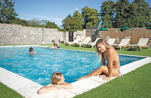 Gisburn Cabina | 3 bedroom accommodation in Gisburn, Yorkshire Dales