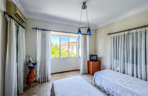 Edremit Casa | Duplex Villa w Private Beach and Garden in Kyrenia