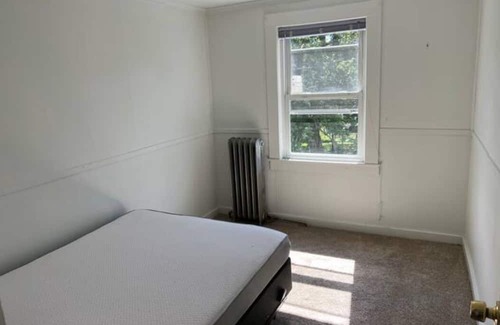 Waltham Casa | Spacious 4bed apartment near Brandeis & Bentley