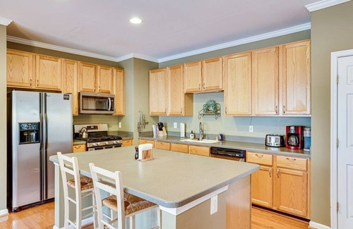 Cascades Casa | Modern Spacious 4BR Townhome in Cascades