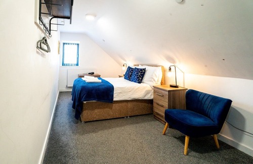 Roath Apartamento | 3 BR, close to City, Free Parking