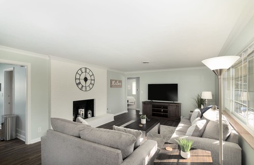 Kettering Casa | Peaceful 3BR House Minutes From Downtown Dayton! Pet-Friendly