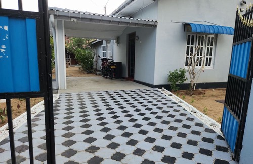 Batticaloa Casa | Serene & Cozy guest retreat in center of the city with scenic relaxing nature