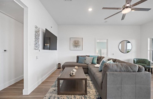 San Leon Casa | Far Far A-Bay by BeachBox Bayfront Home!