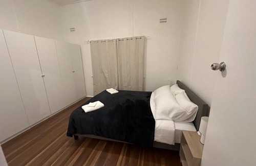 Grafton Apartamento | Private 1 Bedroom Apartment with Fenced Yard