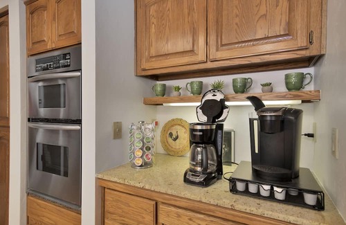 Prescott Casa | Picturesque Retreat at Thumb Butte - Spacious 4-Bedroom Home in Prescott!