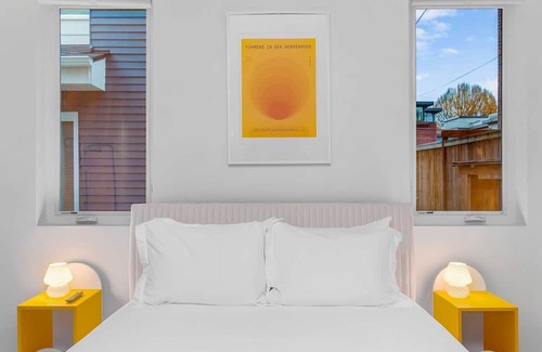 Capitol Hill Apartamento | Jon's Wolf Den in Capitol Hill