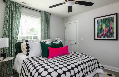 High Point Casa | Gorgeous 4BR *Brand New Home* 4min to Market & HPU