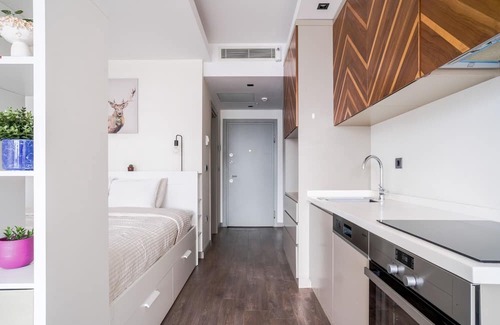 Mahmutbey Apartamento | Flat w City View Wall 5 min to Mall of Istanbul