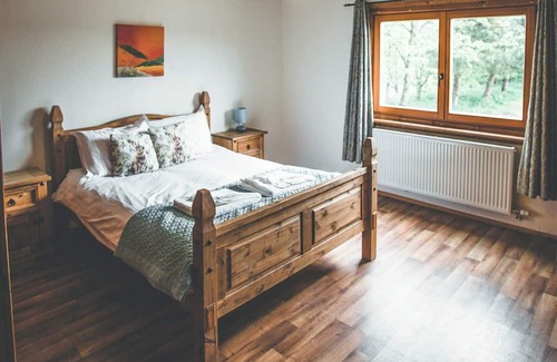 Scunthorpe Cabina | 4 bedroom accommodation in Messingham