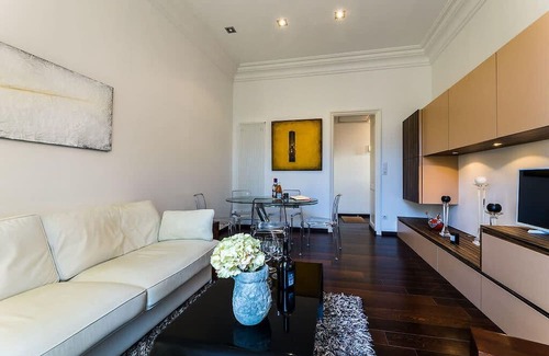 Behobie Apartamento | LIGHTHOUSE . KEYWEEK. Apartment Biarritz