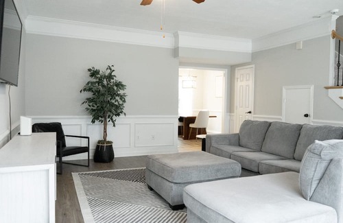 National Hills Casa | SPACIOUS TOWNHOME NEWLY RENOVATED! BEST LOCATION AUGUSTA HAS TO OFFER!